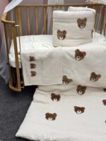 ست روتختی چهار تیکه تدی قهوه‌ای تیکه‌دوزی چشم‌دار | نرم و شیک برای اتاق کودک - تصویر 2