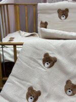 ست روتختی چهار تیکه تدی قهوه‌ای تیکه‌دوزی چشم‌دار | نرم و شیک برای اتاق کودک - تصویر 3